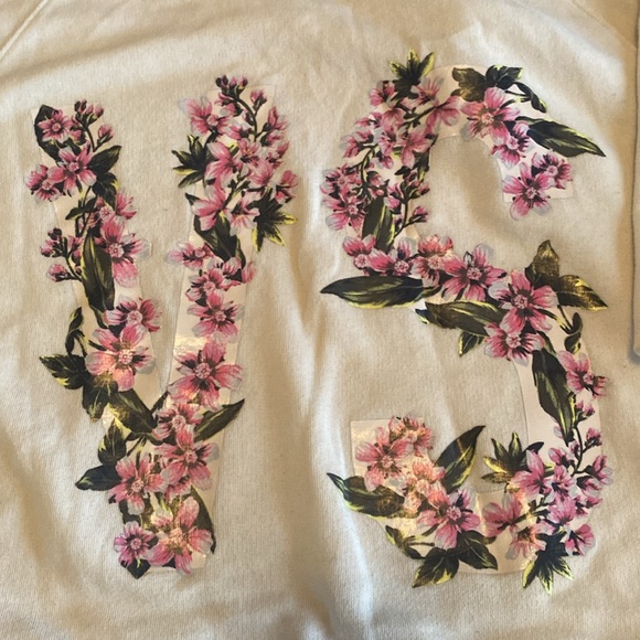 GUC. Victoria’s Secret sweatshirt. - Picture 2 of 7